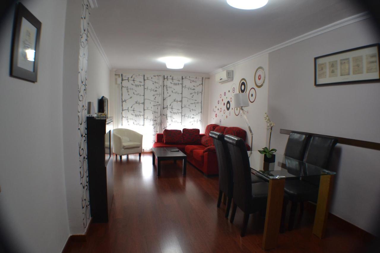 Apartamento Acueducto, Tres Dormitorios Y Parking Gratis Μέριδα Εξωτερικό φωτογραφία