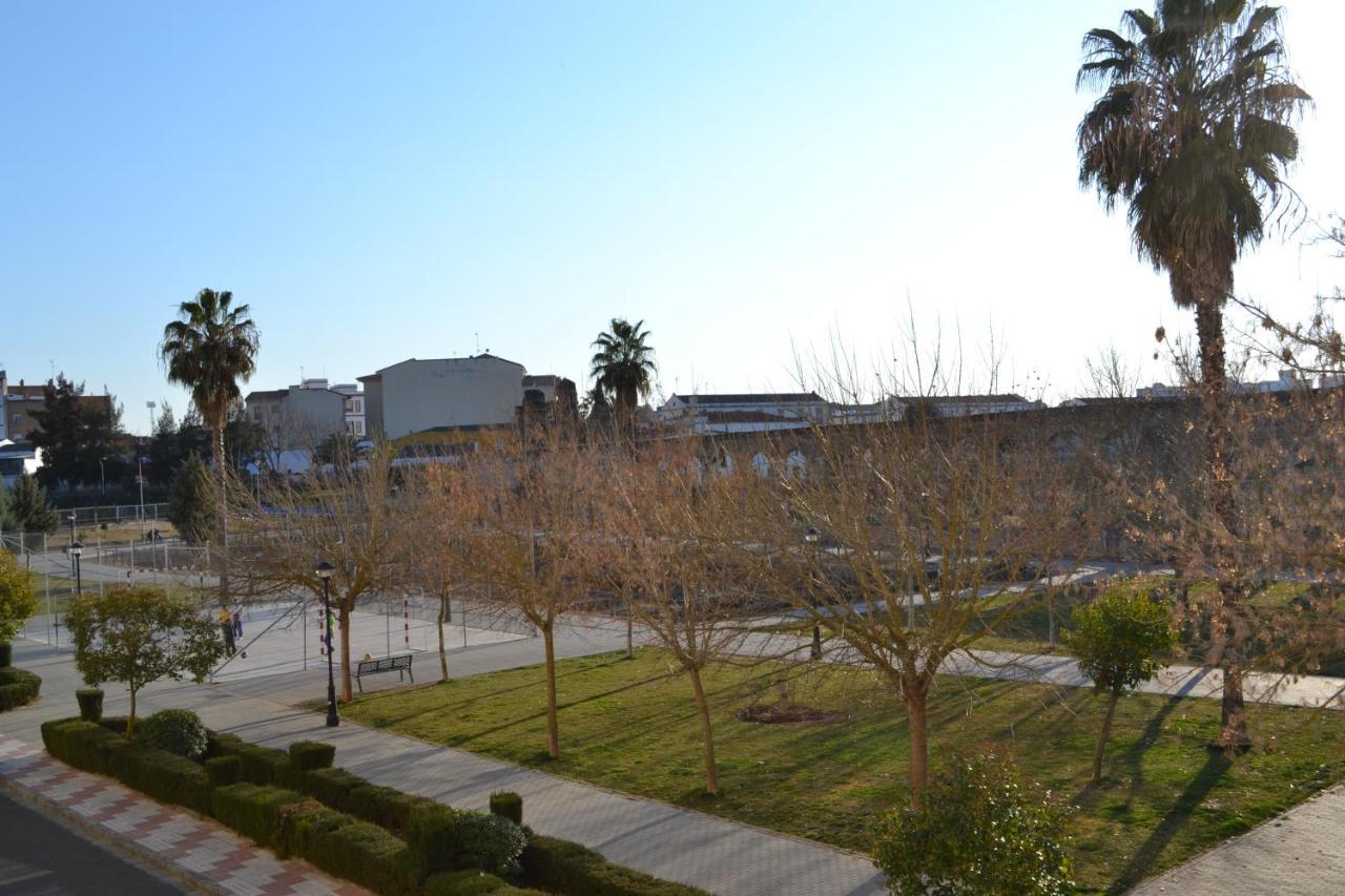 Apartamento Acueducto, Tres Dormitorios Y Parking Gratis Μέριδα Εξωτερικό φωτογραφία