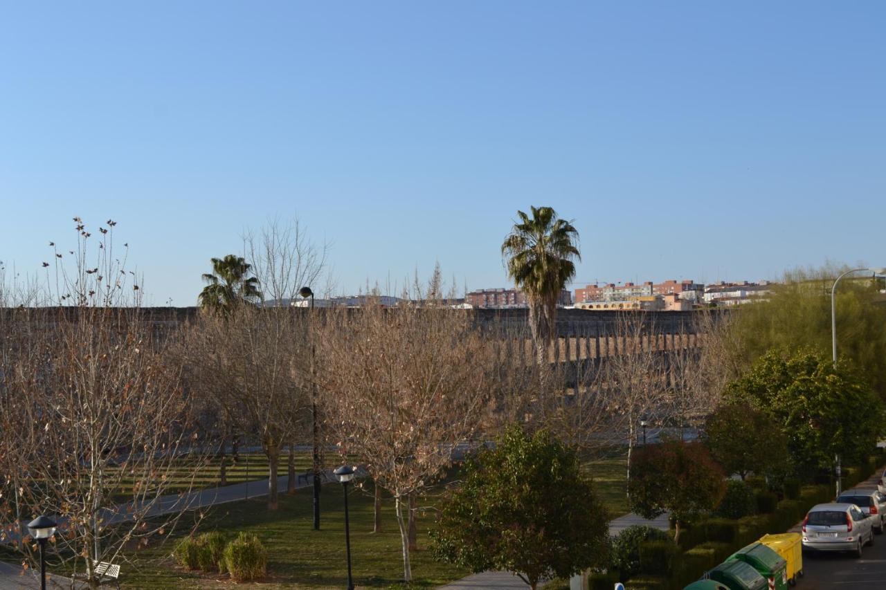 Apartamento Acueducto, Tres Dormitorios Y Parking Gratis Μέριδα Εξωτερικό φωτογραφία